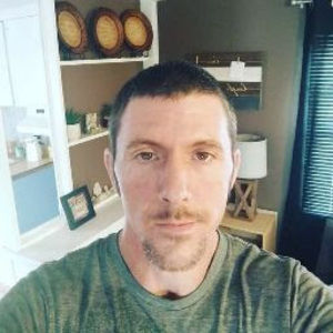 Meet your Posher, Clint